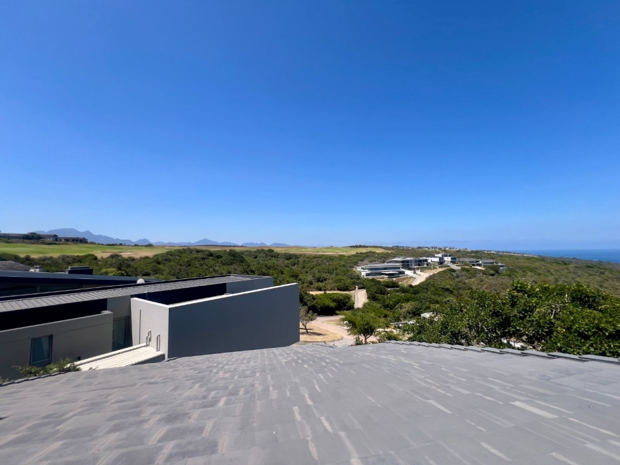 5 Bedroom Property for Sale in Oubaai Western Cape